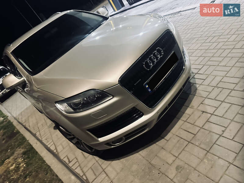 Внедорожник / Кроссовер Audi Q7 2007 в Нижней Апше