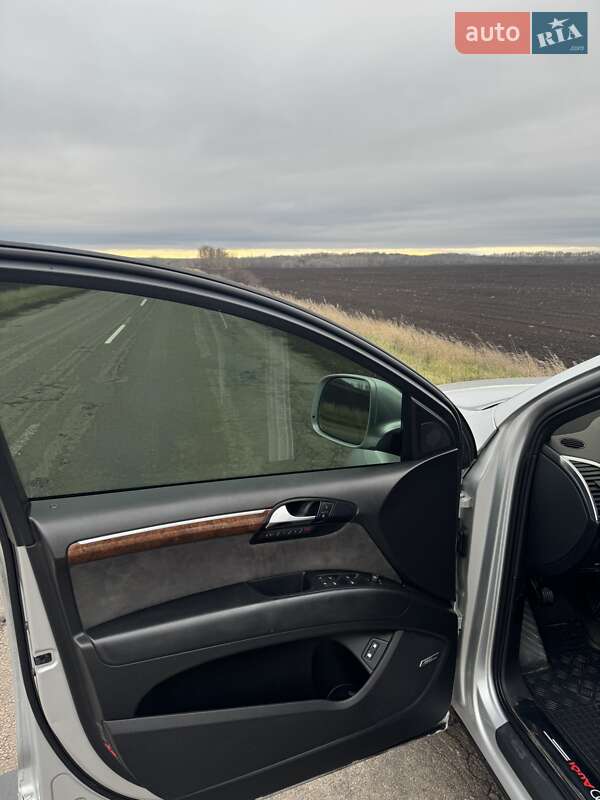 Внедорожник / Кроссовер Audi Q7 2006 в Малой Виске