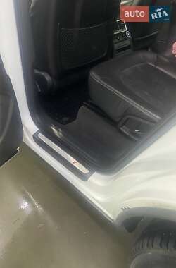 Внедорожник / Кроссовер Audi Q7 2013 в Полтаве