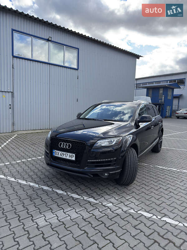 Внедорожник / Кроссовер Audi Q7 2015 в Хмельницком