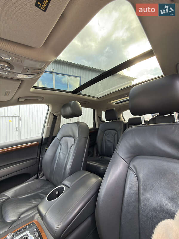 Внедорожник / Кроссовер Audi Q7 2015 в Хмельницком