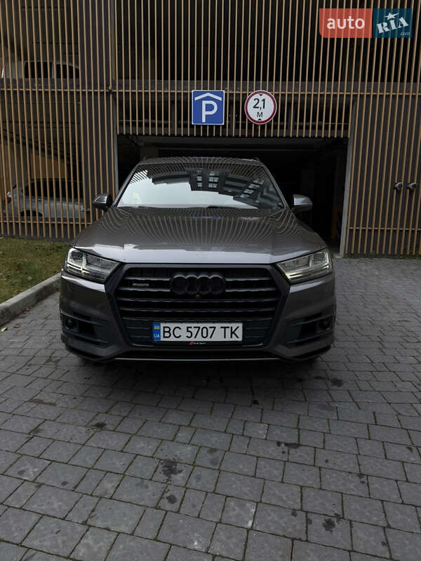 Внедорожник / Кроссовер Audi Q7 2019 в Львове