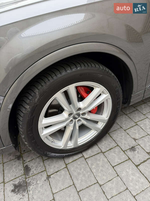 Внедорожник / Кроссовер Audi Q7 2019 в Львове