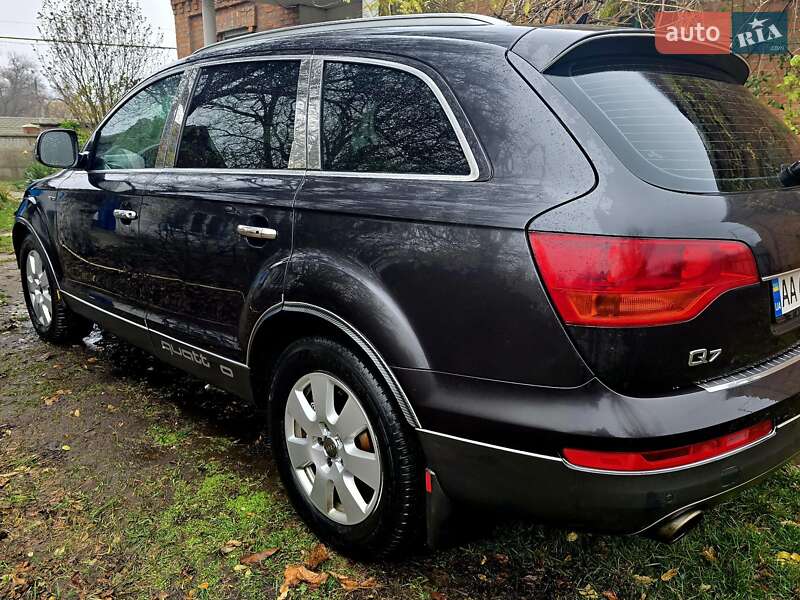 Позашляховик / Кросовер Audi Q7 2007 в Києві фото 25 Позашляховик / Кросовер Audi Q7 2007 в Києві