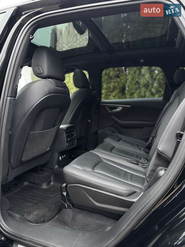 Позашляховик / Кросовер Audi Q7 2019 в Тернополі