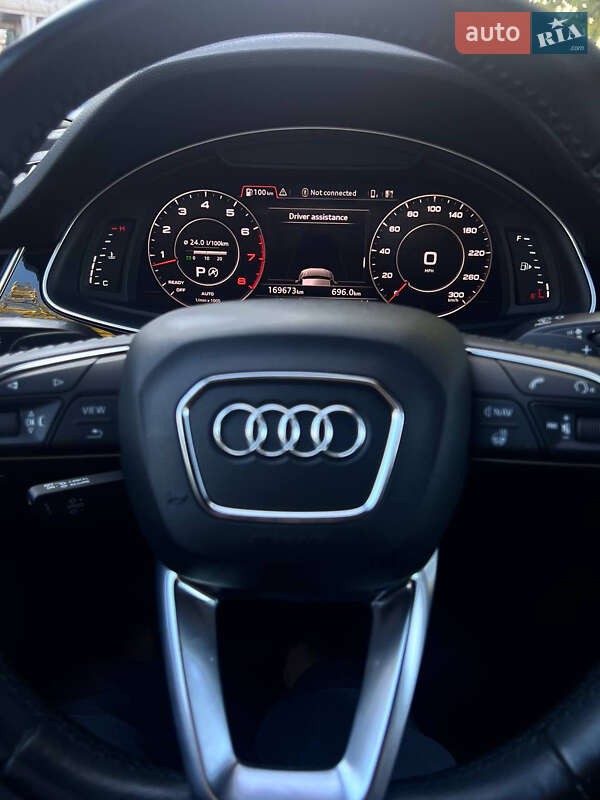 Позашляховик / Кросовер Audi Q7 2017 в Одесі