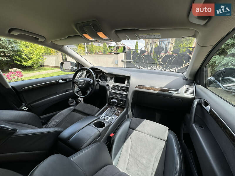 Позашляховик / Кросовер Audi Q7 2014 в Львові