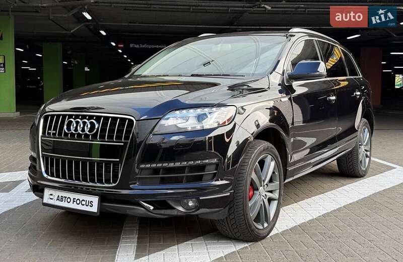 Внедорожник / Кроссовер Audi Q7 2015 в Киеве