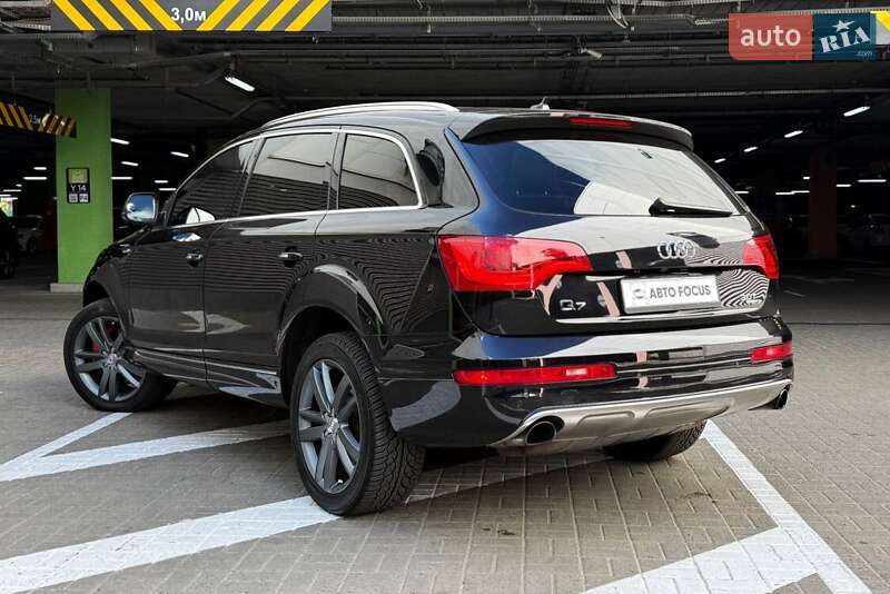 Внедорожник / Кроссовер Audi Q7 2015 в Киеве