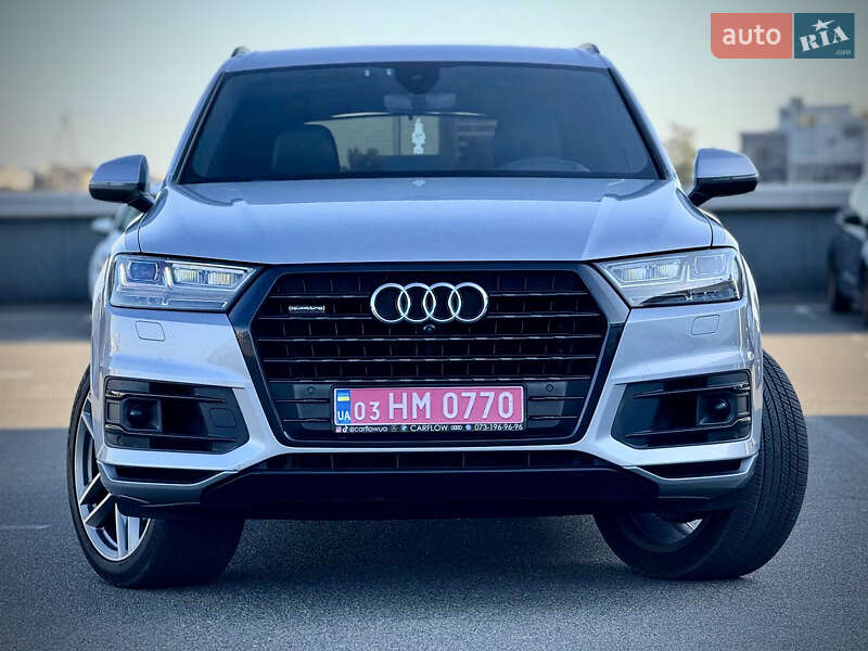 Позашляховик / Кросовер Audi Q7 2017 в Києві
