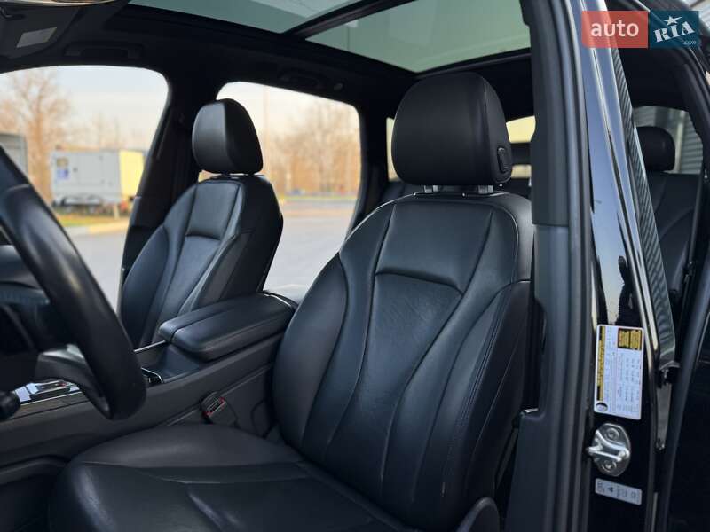Позашляховик / Кросовер Audi Q7 2017 в Дніпрі