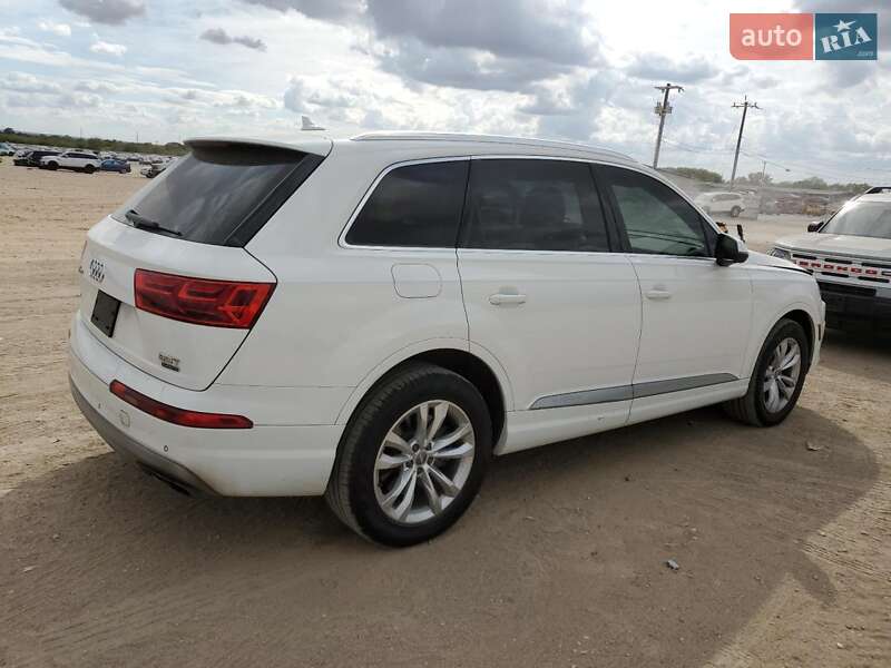 Внедорожник / Кроссовер Audi Q7 2017 в Киеве