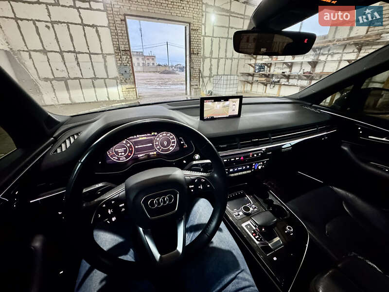 Позашляховик / Кросовер Audi Q7 2018 в Сарнах фото 13 Позашляховик / Кросовер Audi Q7 2018 в Сарнах