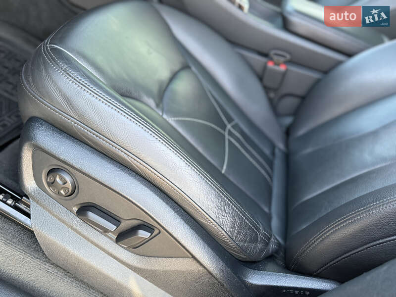 Позашляховик / Кросовер Audi Q7 2015 в Харкові