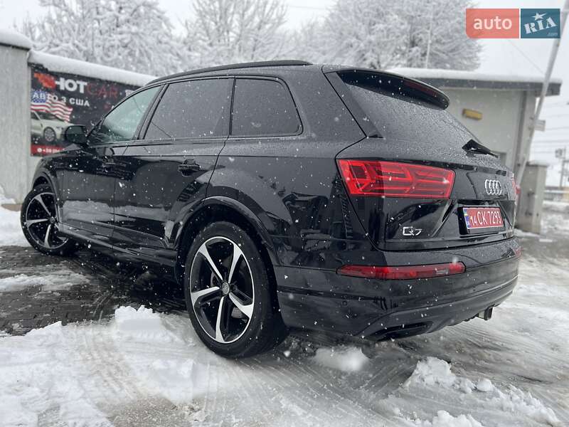 Внедорожник / Кроссовер Audi Q7 2018 в Дрогобыче