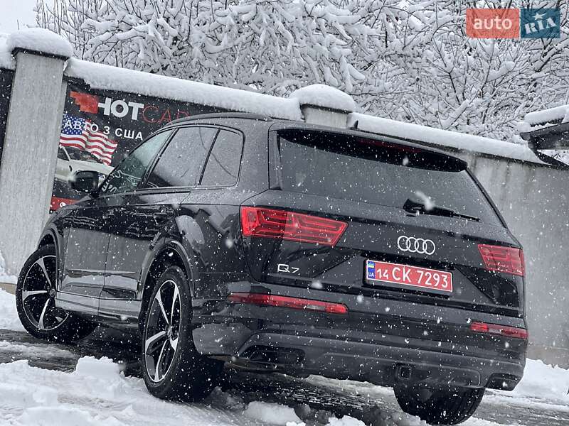 Внедорожник / Кроссовер Audi Q7 2018 в Дрогобыче