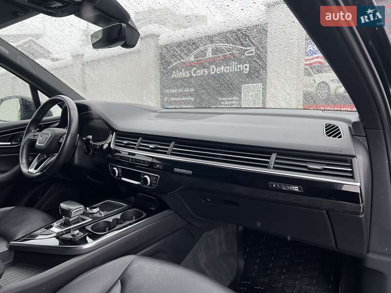 Внедорожник / Кроссовер Audi Q7 2018 в Дрогобыче