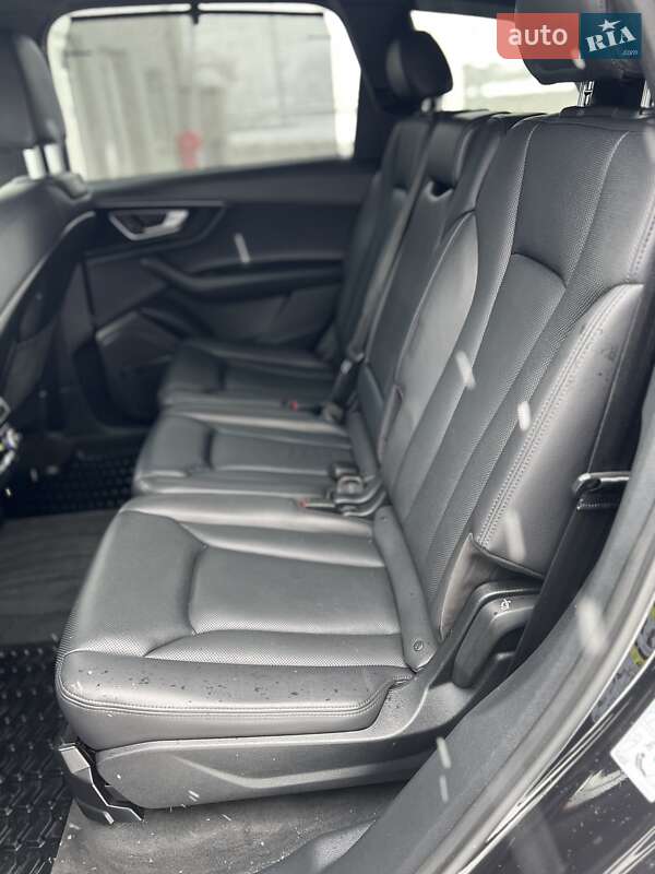 Внедорожник / Кроссовер Audi Q7 2018 в Дрогобыче