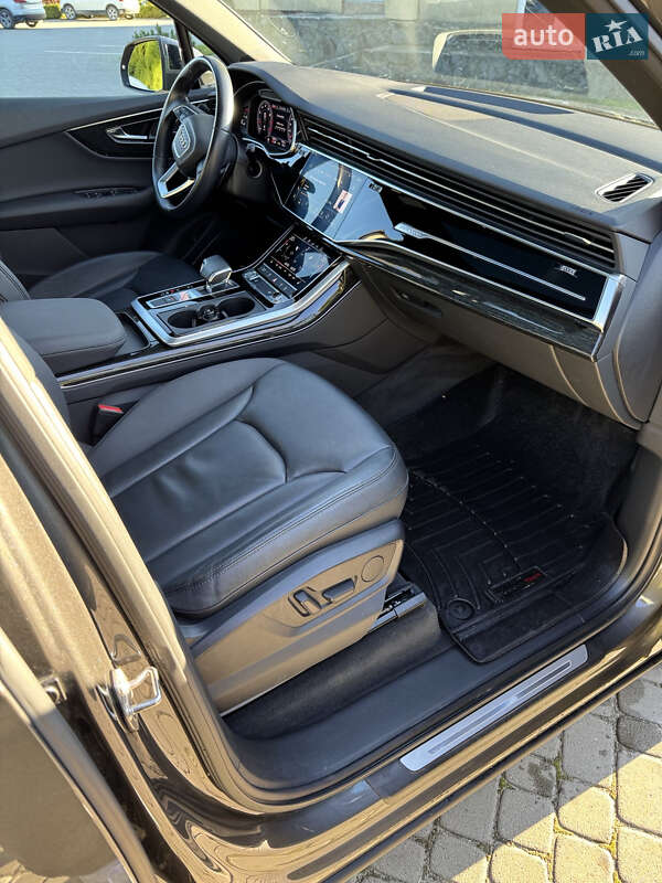 Внедорожник / Кроссовер Audi Q7 2020 в Кременце