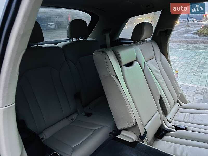 Позашляховик / Кросовер Audi Q7 2019 в Тернополі