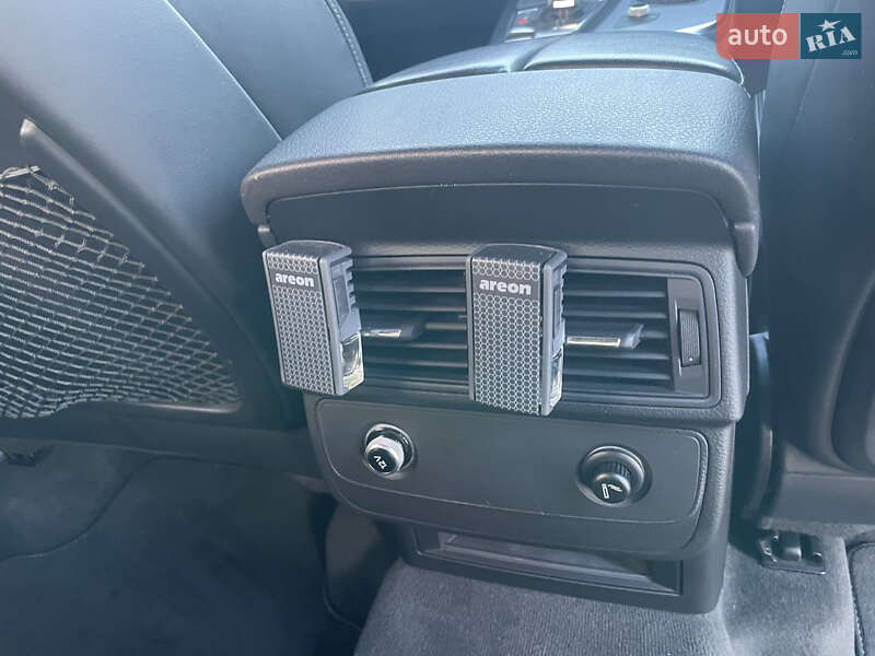 Позашляховик / Кросовер Audi Q7 2017 в Дніпрі