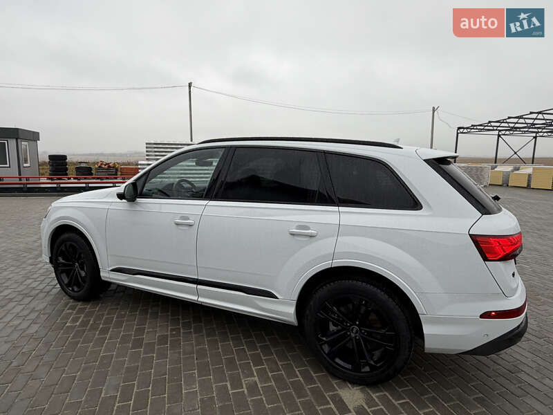 Позашляховик / Кросовер Audi Q7 2024 в Львові фото 14 Позашляховик / Кросовер Audi Q7 2024 в Львові