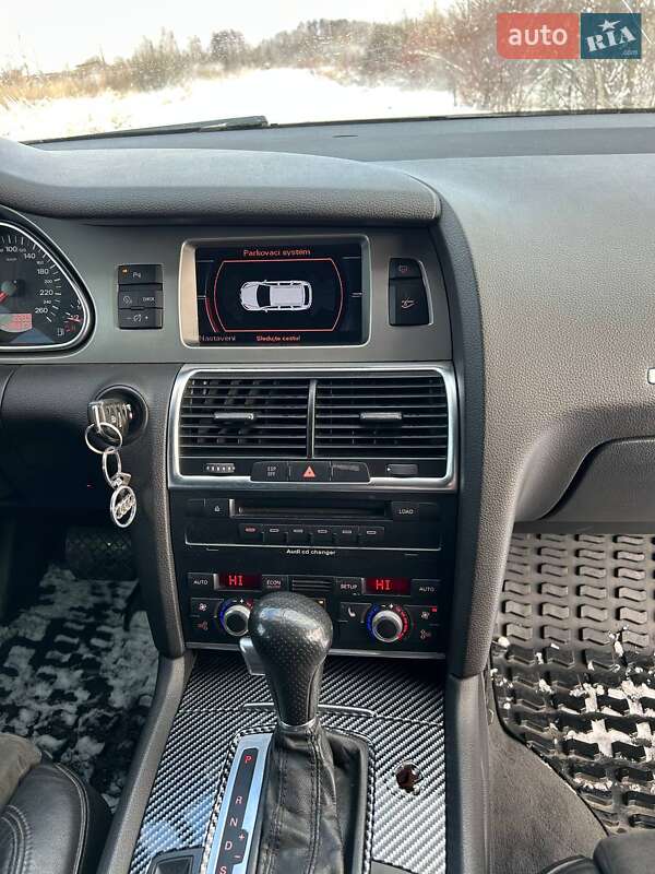 Позашляховик / Кросовер Audi Q7 2007 в Калуші