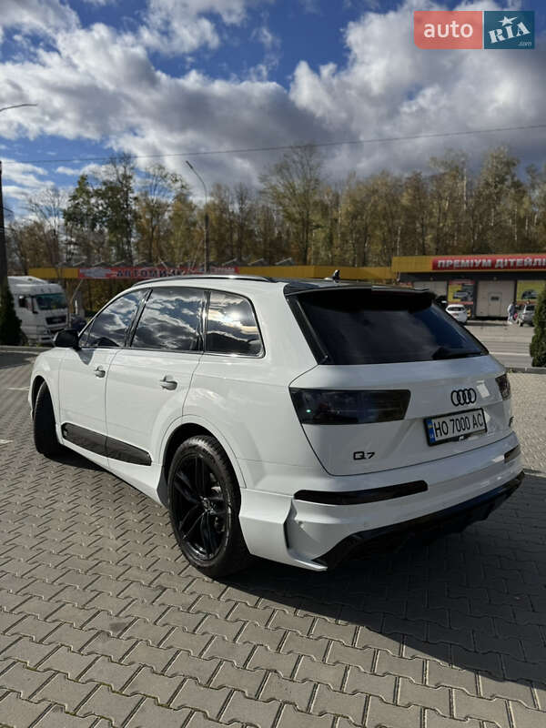 Внедорожник / Кроссовер Audi Q7 2016 в Тернополе