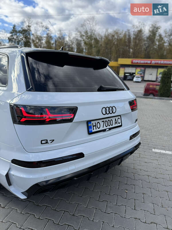 Внедорожник / Кроссовер Audi Q7 2016 в Тернополе