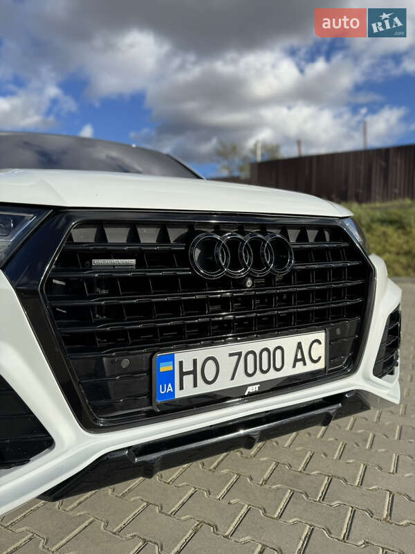 Внедорожник / Кроссовер Audi Q7 2016 в Тернополе