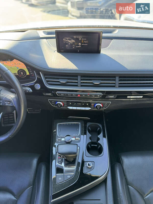 Внедорожник / Кроссовер Audi Q7 2016 в Тернополе