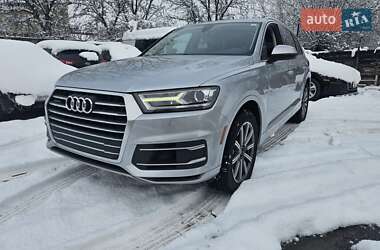 Позашляховик / Кросовер Audi Q7 2019 в Стрию