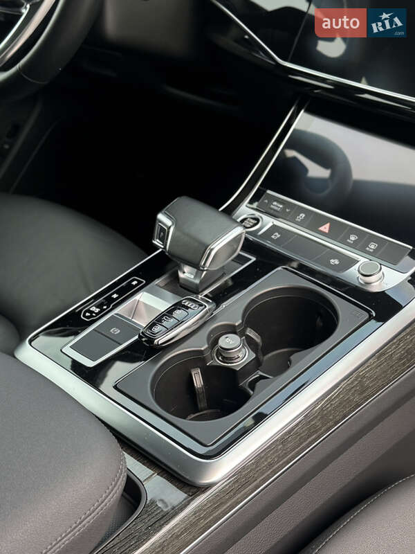 Внедорожник / Кроссовер Audi Q7 2021 в Днепре фото 16 Внедорожник / Кроссовер Audi Q7 2021 в Днепре