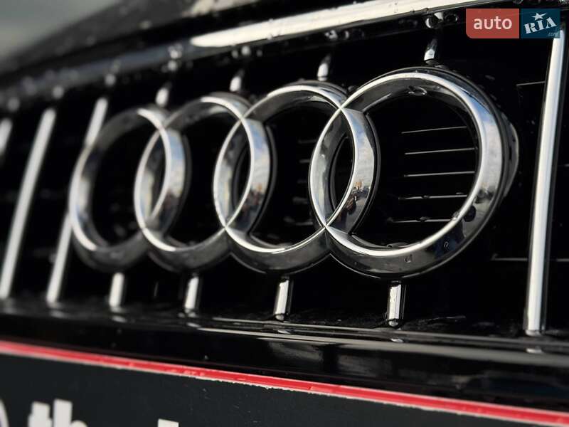 Позашляховик / Кросовер Audi Q7 2014 в Рівному