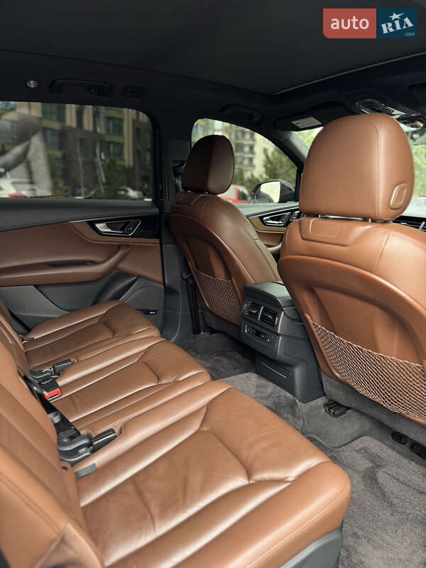 Внедорожник / Кроссовер Audi Q7 2017 в Киеве фото 16 Внедорожник / Кроссовер Audi Q7 2017 в Киеве
