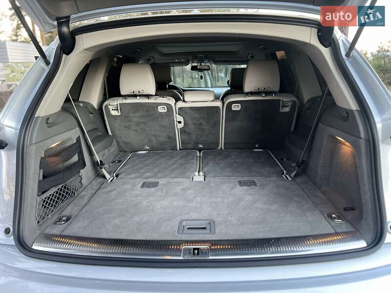 Позашляховик / Кросовер Audi Q7 2013 в Вінниці