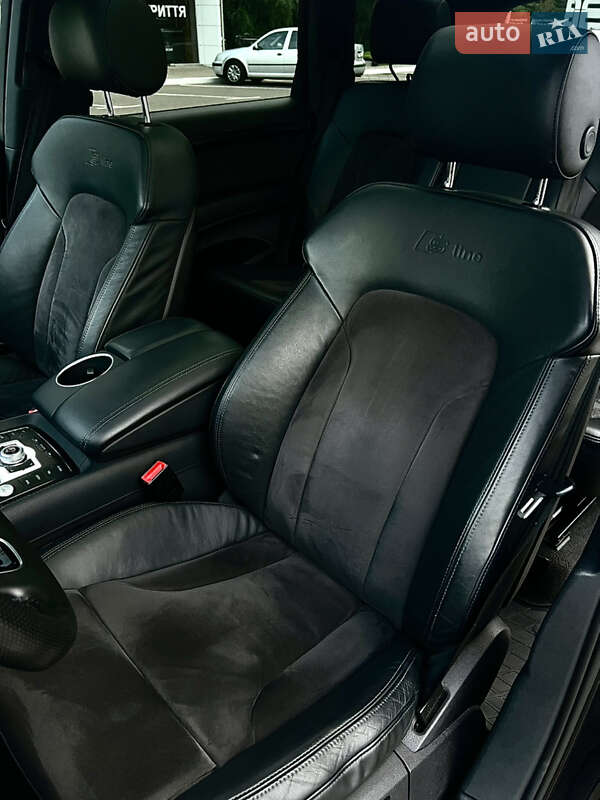 Позашляховик / Кросовер Audi Q7 2015 в Києві