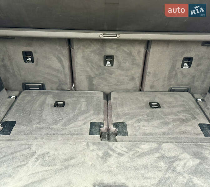 Внедорожник / Кроссовер Audi Q7 2015 в Ужгороде