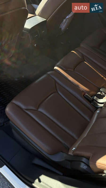 Внедорожник / Кроссовер Audi Q7 2016 в Киеве фото 25 Внедорожник / Кроссовер Audi Q7 2016 в Киеве