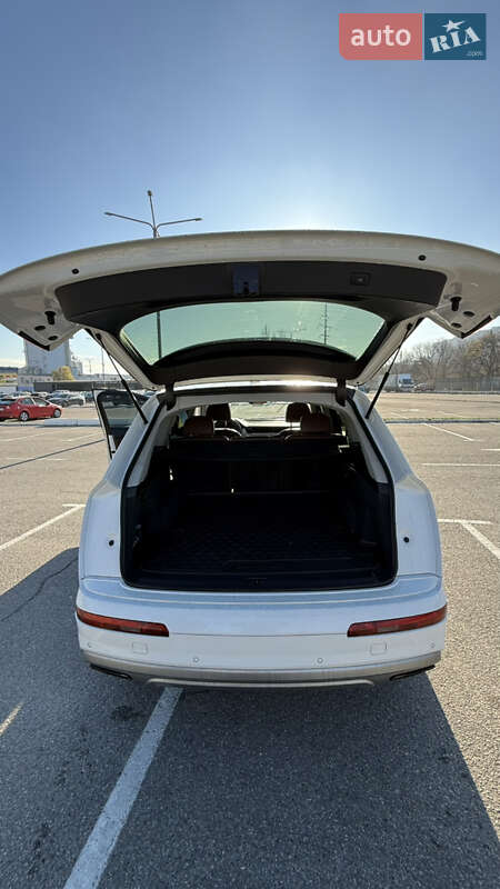 Внедорожник / Кроссовер Audi Q7 2016 в Киеве фото 29 Внедорожник / Кроссовер Audi Q7 2016 в Киеве