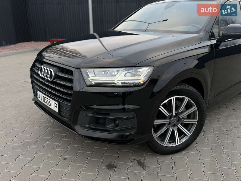 Позашляховик / Кросовер Audi Q7 2017 в Києві фото 17 Позашляховик / Кросовер Audi Q7 2017 в Києві