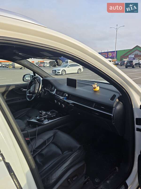 Внедорожник / Кроссовер Audi Q7 2016 в Черновцах фото 3 Внедорожник / Кроссовер Audi Q7 2016 в Черновцах
