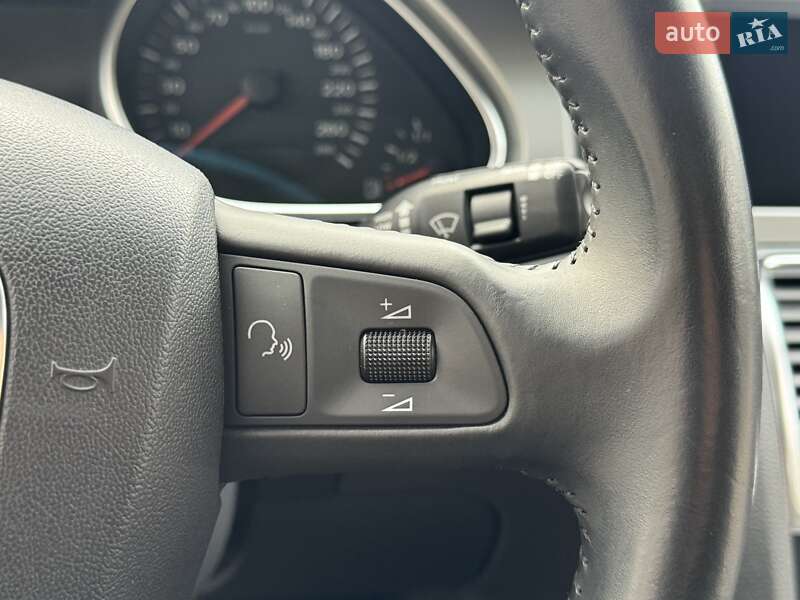 Внедорожник / Кроссовер Audi Q7 2009 в Киеве