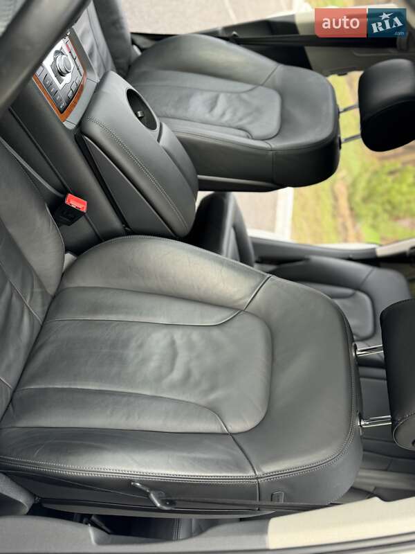 Внедорожник / Кроссовер Audi Q7 2009 в Киеве