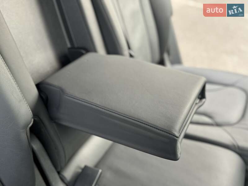 Внедорожник / Кроссовер Audi Q7 2009 в Киеве