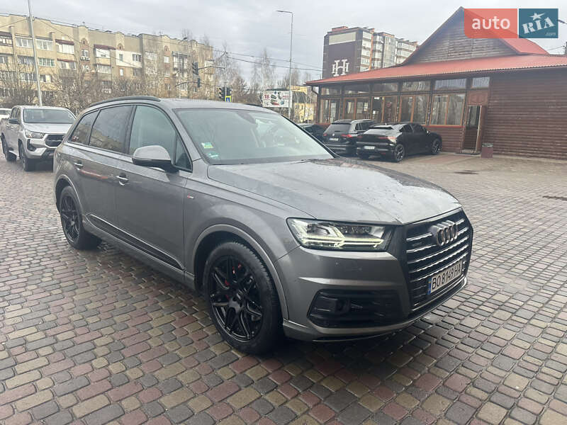 Внедорожник / Кроссовер Audi Q7 2016 в Тернополе
