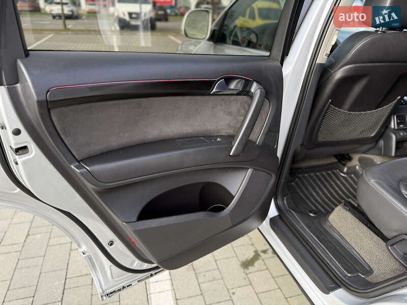 Позашляховик / Кросовер Audi Q7 2007 в Хмельницькому