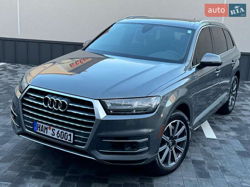 Внедорожник / Кроссовер Audi Q7 2016 в Ровно