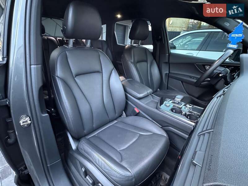 Внедорожник / Кроссовер Audi Q7 2016 в Ровно