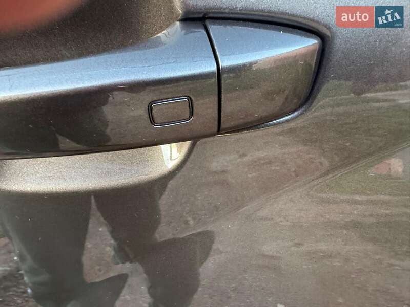 Позашляховик / Кросовер Audi Q7 2017 в Лохвиці